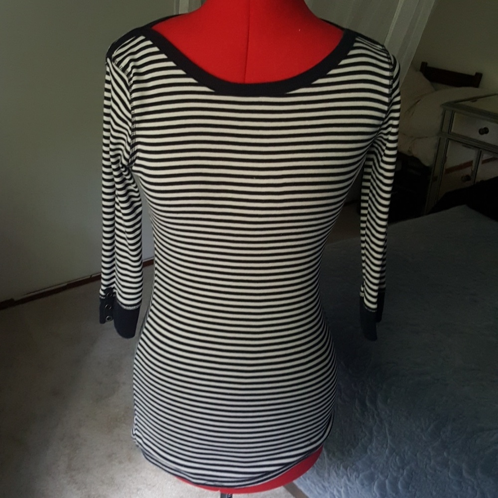 Next top size 2 to 4 stripe blue/white